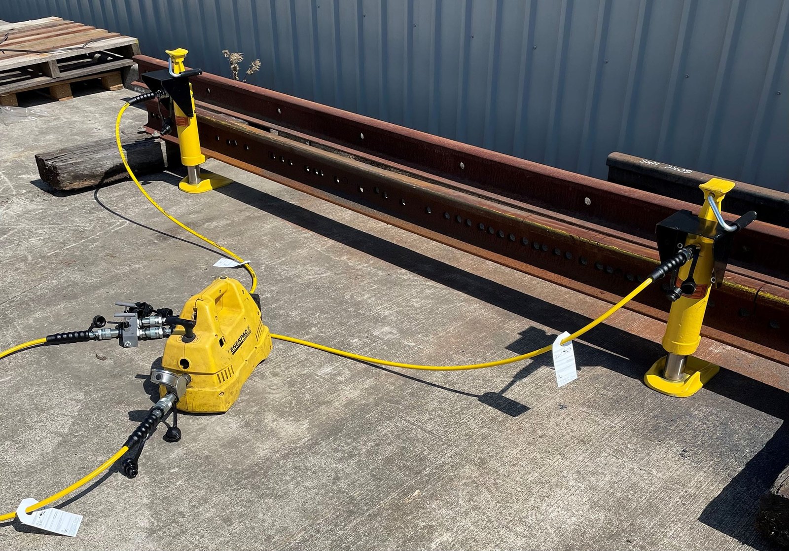 ENERPAC REMOTE TRACK JACK KIT